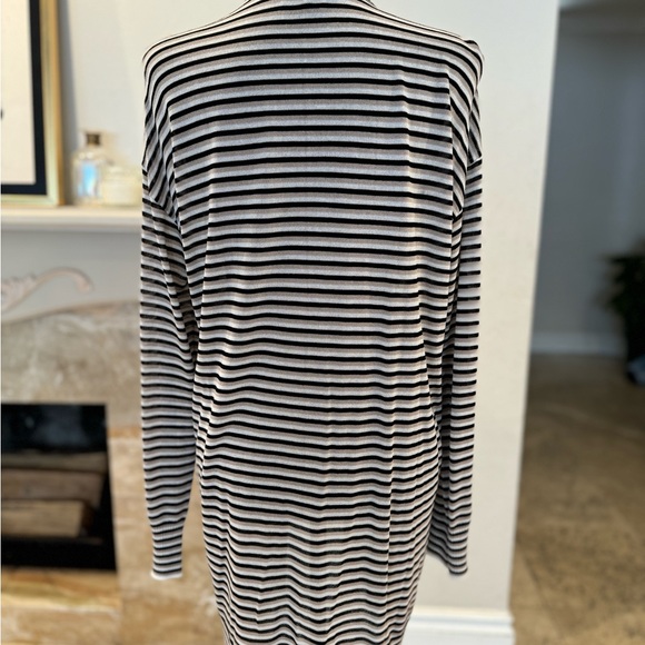 Never worn, striped sweater cardigan. - Picture 3 of 6